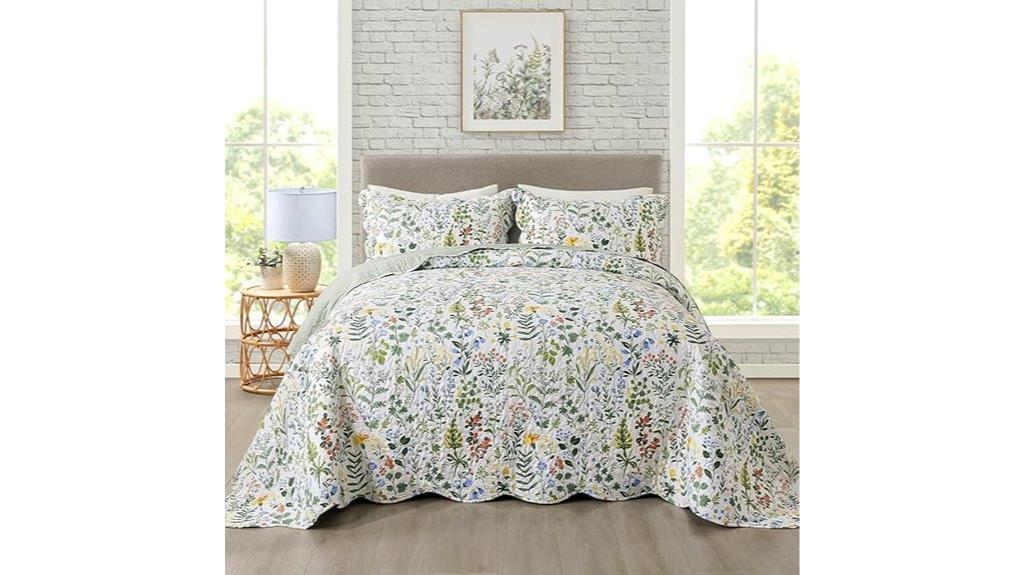 three piece quilt set