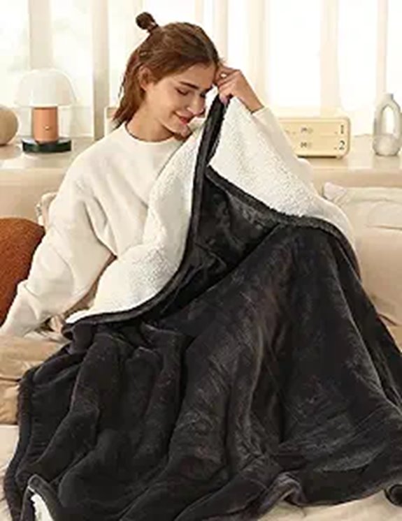 ESTINGO Heated Throw Blanket with 5 Levels & Auto Off